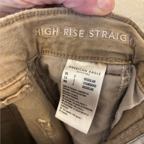 AE Tan Pants - Picture 4 of 4